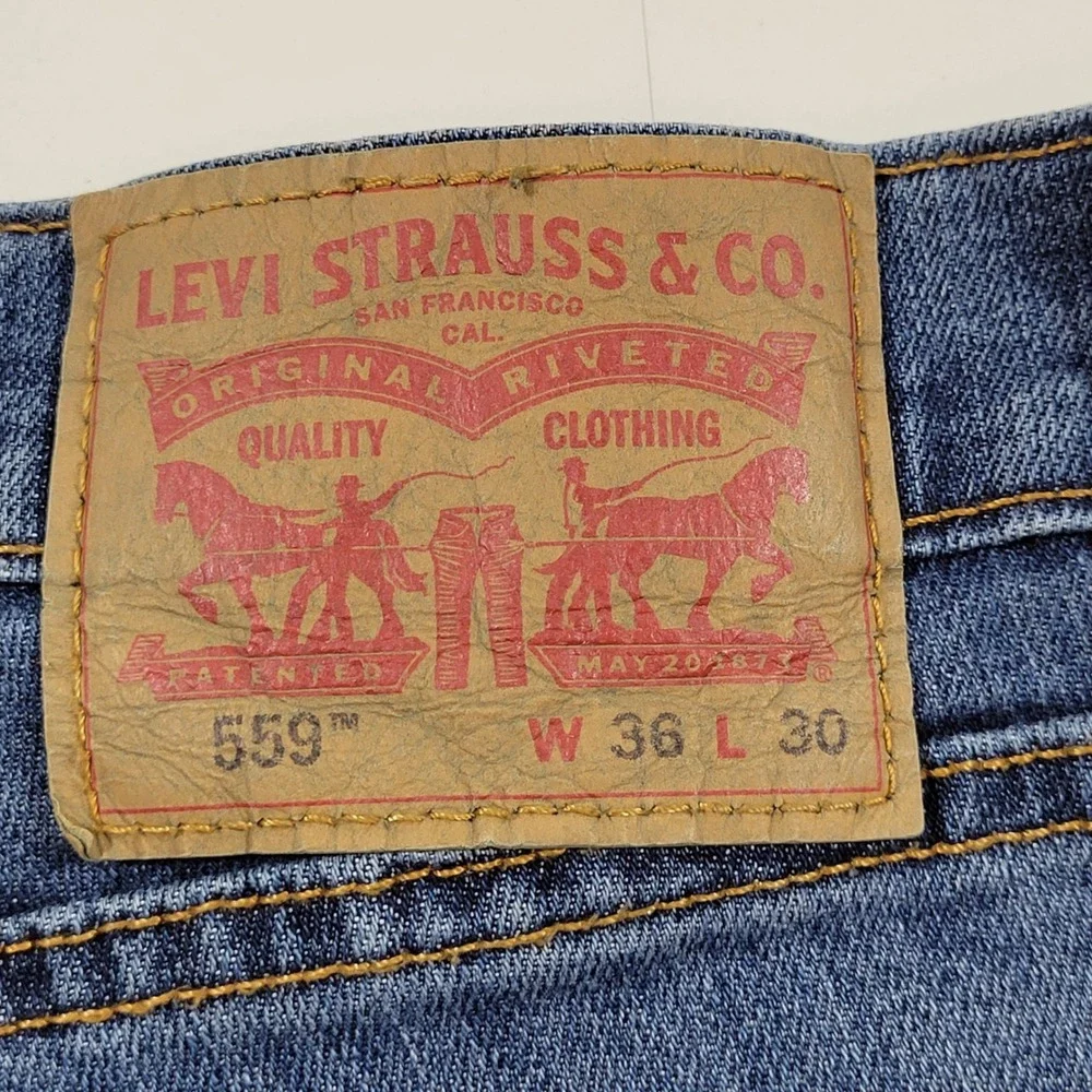Levi's 559 Relaxed Straight Jeans Mens 36x30 Blue Excellent Medium‎ Wash Denim